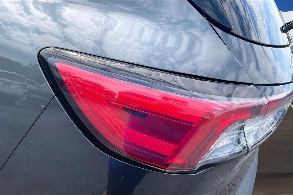 Used 2020 Ford Escape SE FWD image 23