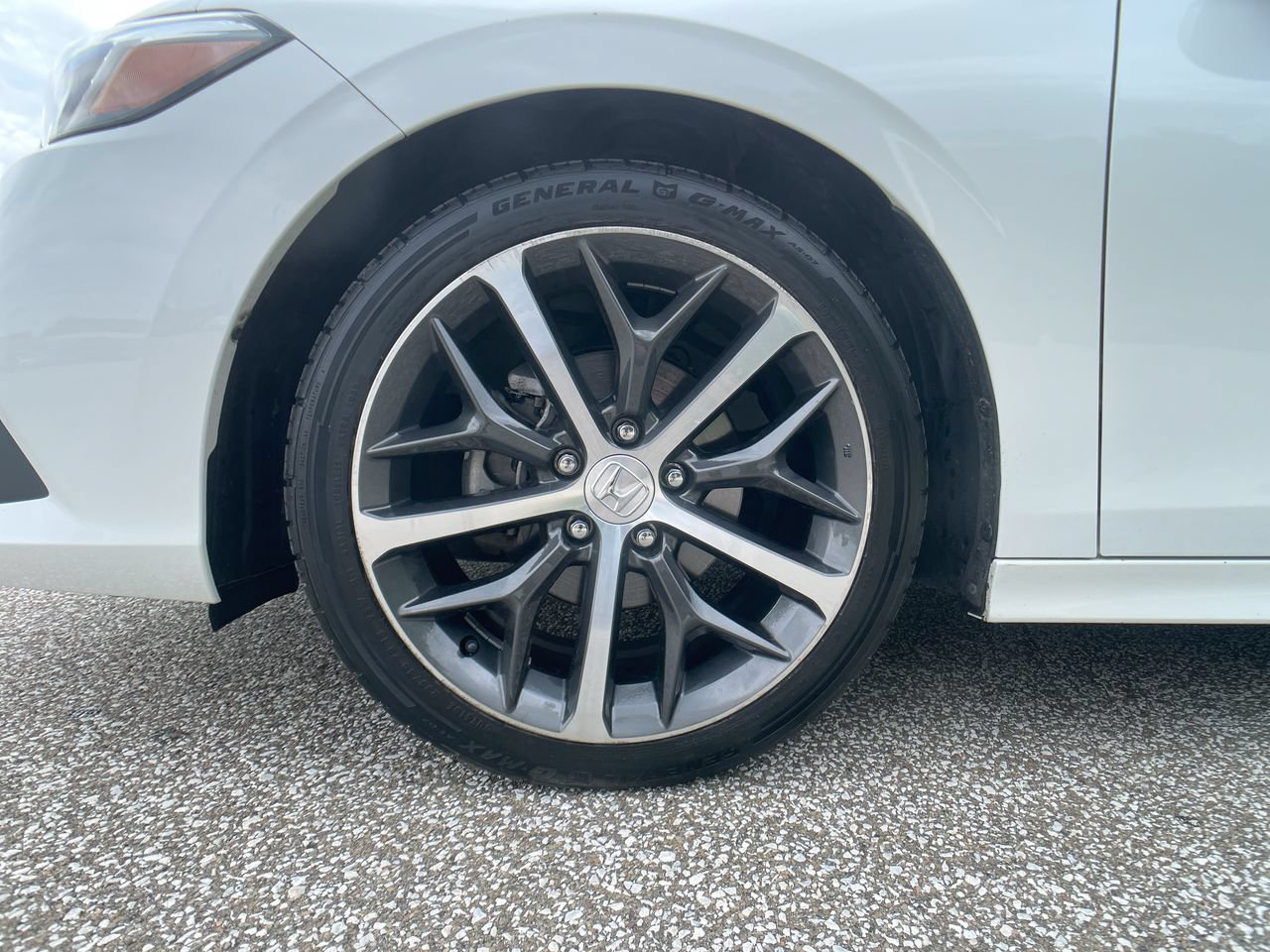 Used 2022 Honda Civic Touring image 11