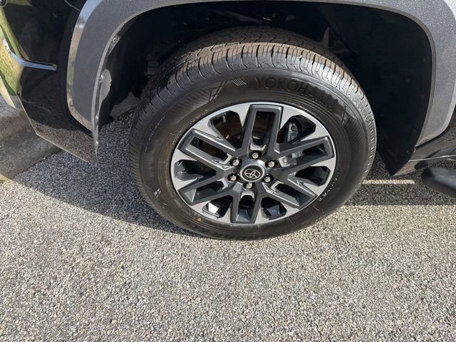 Used 2024 Toyota Tundra Limited image 5
