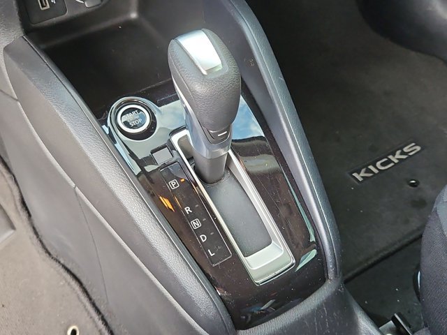 Used 2021 Nissan Kicks S FWD image 14