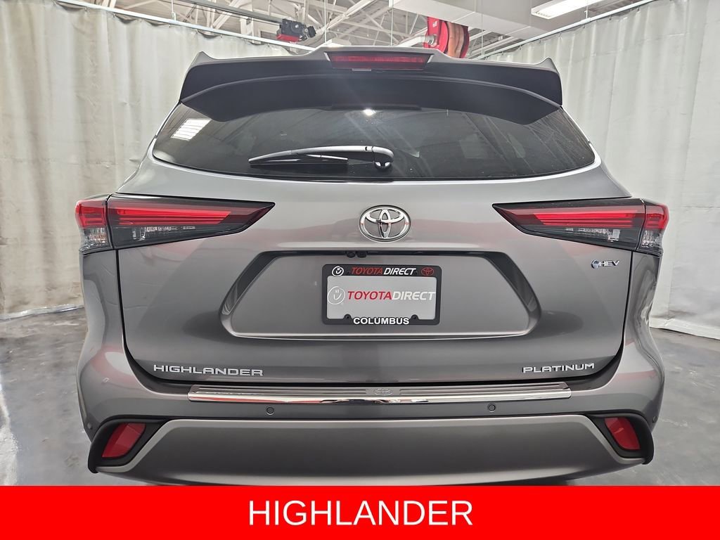 New 2026 Toyota Highlander Platinum image 6