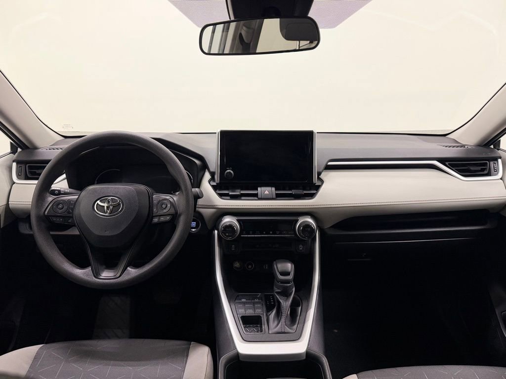 Used 2024 Toyota RAV4 XLE image 13