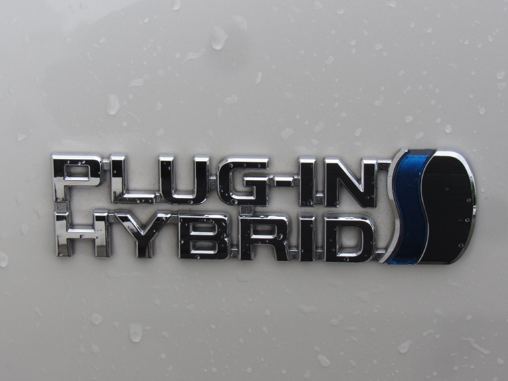 Used 2021 Toyota RAV4 XSE w/ Premium Package AWD/4WD image 11