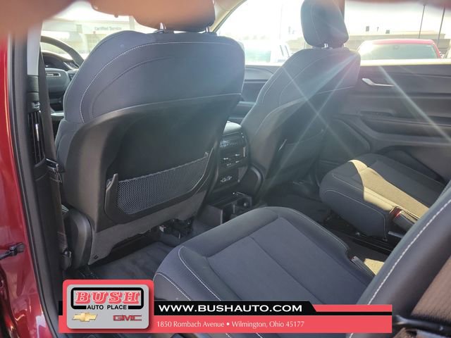 Used 2023 Jeep Grand Cherokee L Laredo image 14