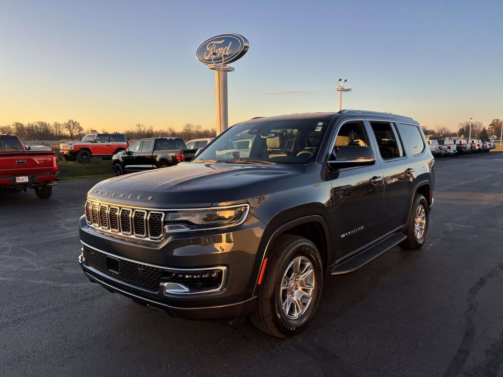 Used 2022 Jeep Wagoneer Series I image 4