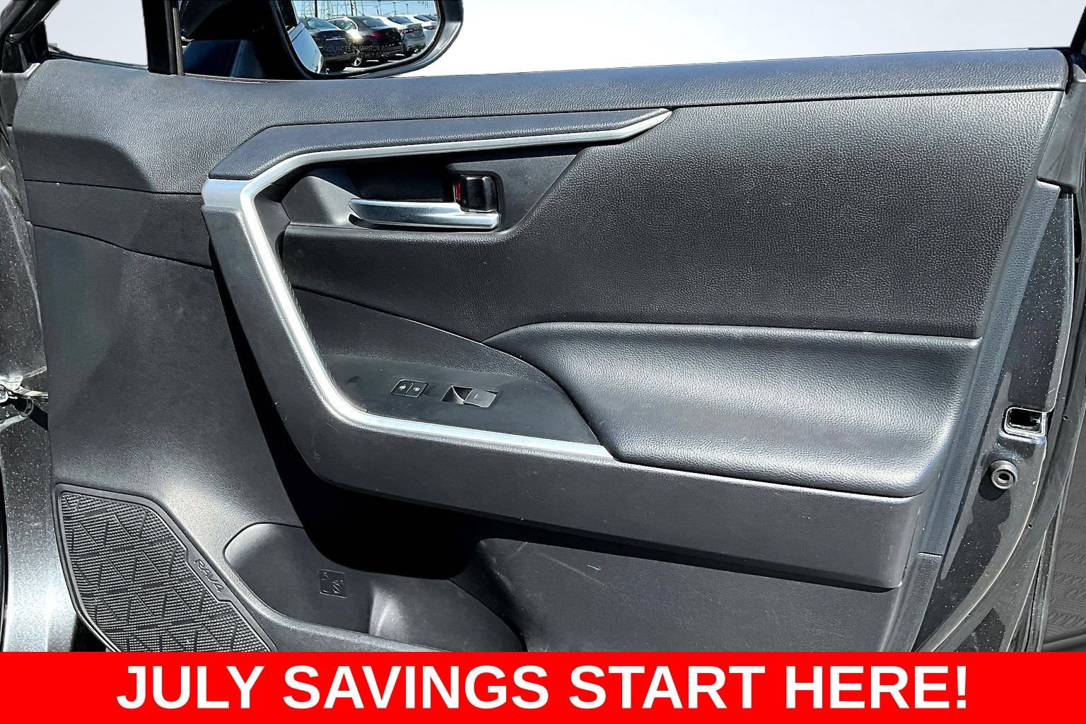 Used 2023 Toyota RAV4 XLE AWD/4WD image 37