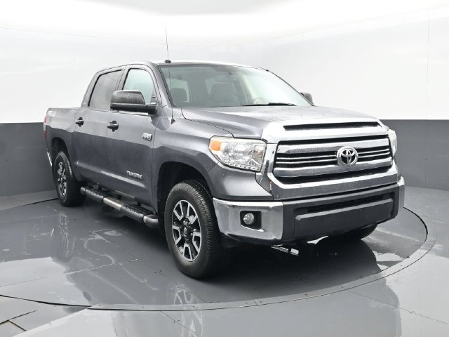 Used 2017 Toyota Tundra SR5 w/ TRD Off Road Package AWD/4WD image 3