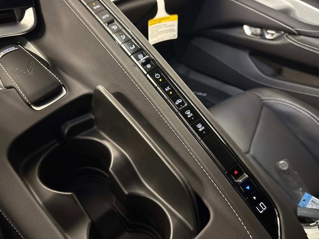 New 2025 Chevrolet Corvette E-Ray image 26