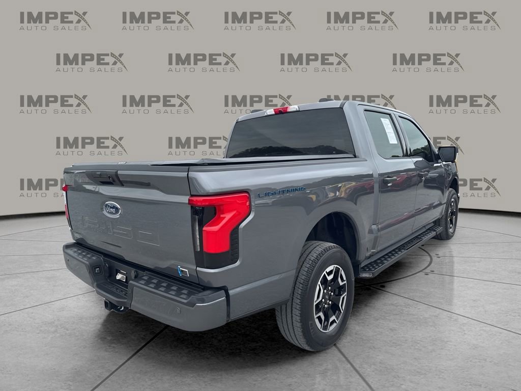 Used 2023 Ford F150 Lightning XLT AWD/4WD image 5