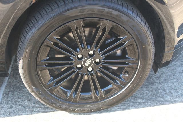 Used 2025 Land Rover Range Rover Evoque Dynamic SE image 9