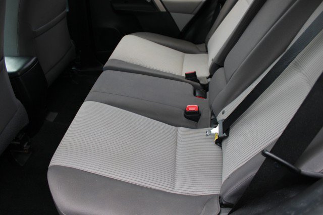 Used 2013 Toyota RAV4 LE FWD image 13
