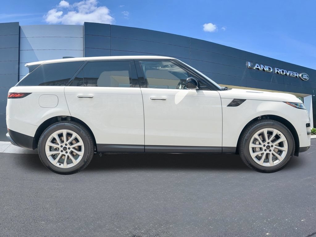 New 2027 Land Rover Range Rover Sport SE AWD/4WD image 8