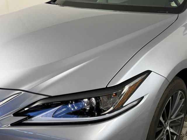 Certified 2024 Lexus ES 350 w/ Premium Package FWD image 13