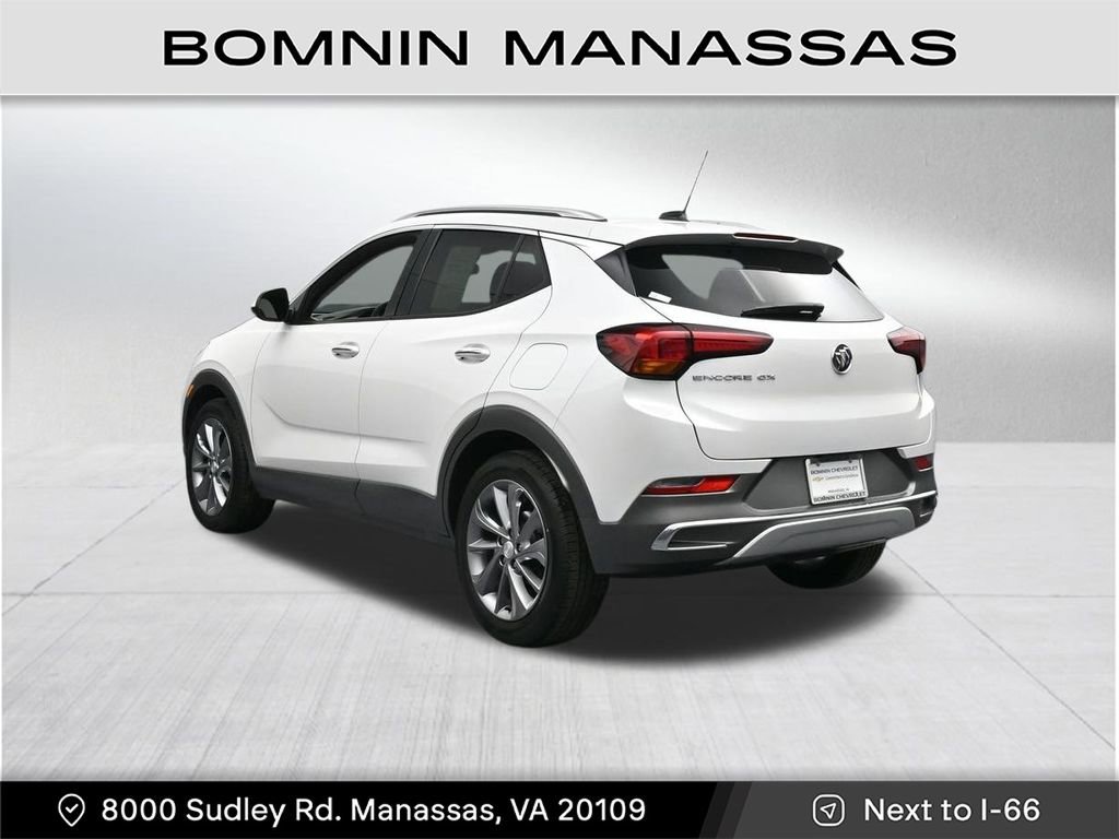 Used 2023 Buick Encore GX Essence w/ Experience Buick Package FWD image 3