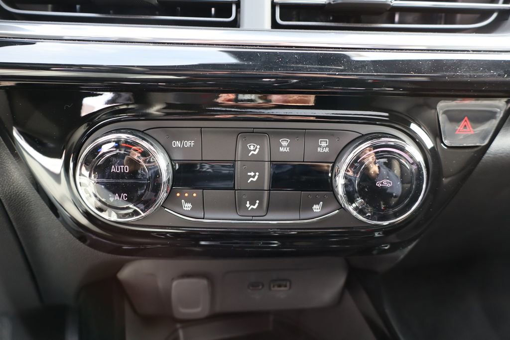 New 2026 Chevrolet Trax RS w/ Driver Confidence Package image 19