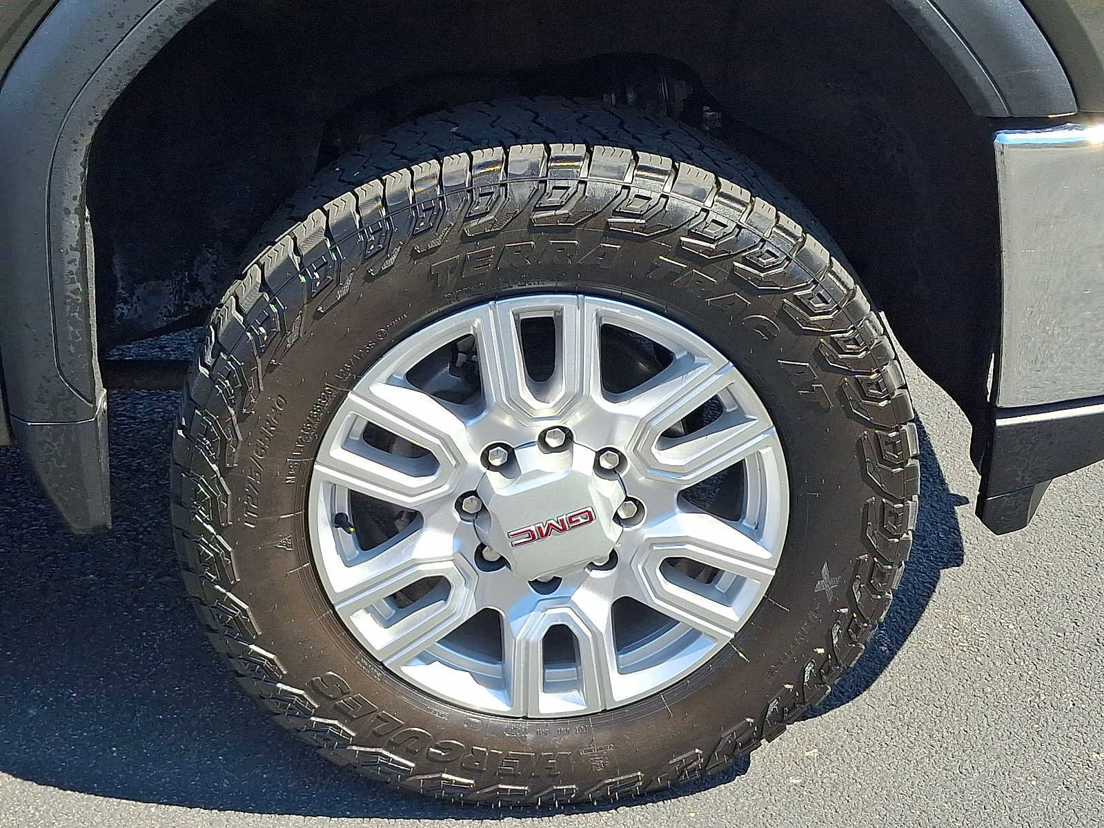 Used 2022 GMC Sierra 2500 SLE w/ SLE Convenience Package AWD/4WD image 8