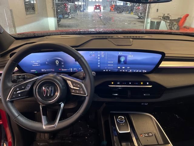 Used 2025 Buick Enclave Preferred image 14