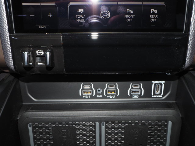 Used 2025 RAM 2500 Limited image 25