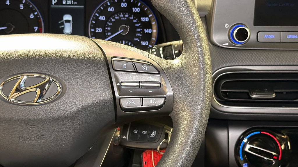 Used 2022 Hyundai Kona SE image 19