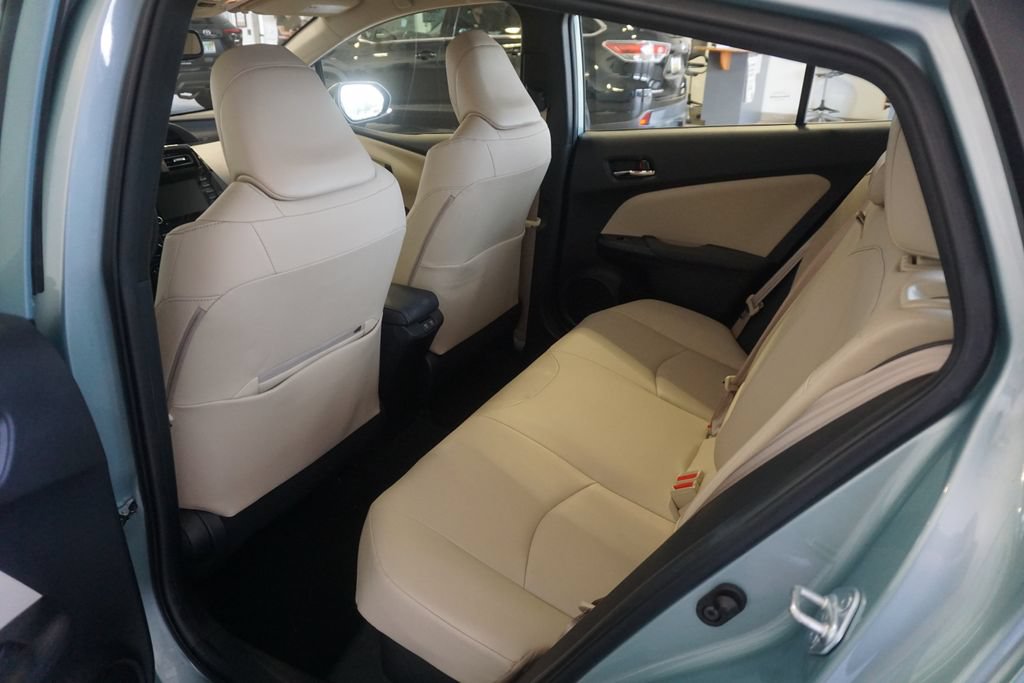 Certified 2021 Toyota Prius XLE AWD/4WD image 19