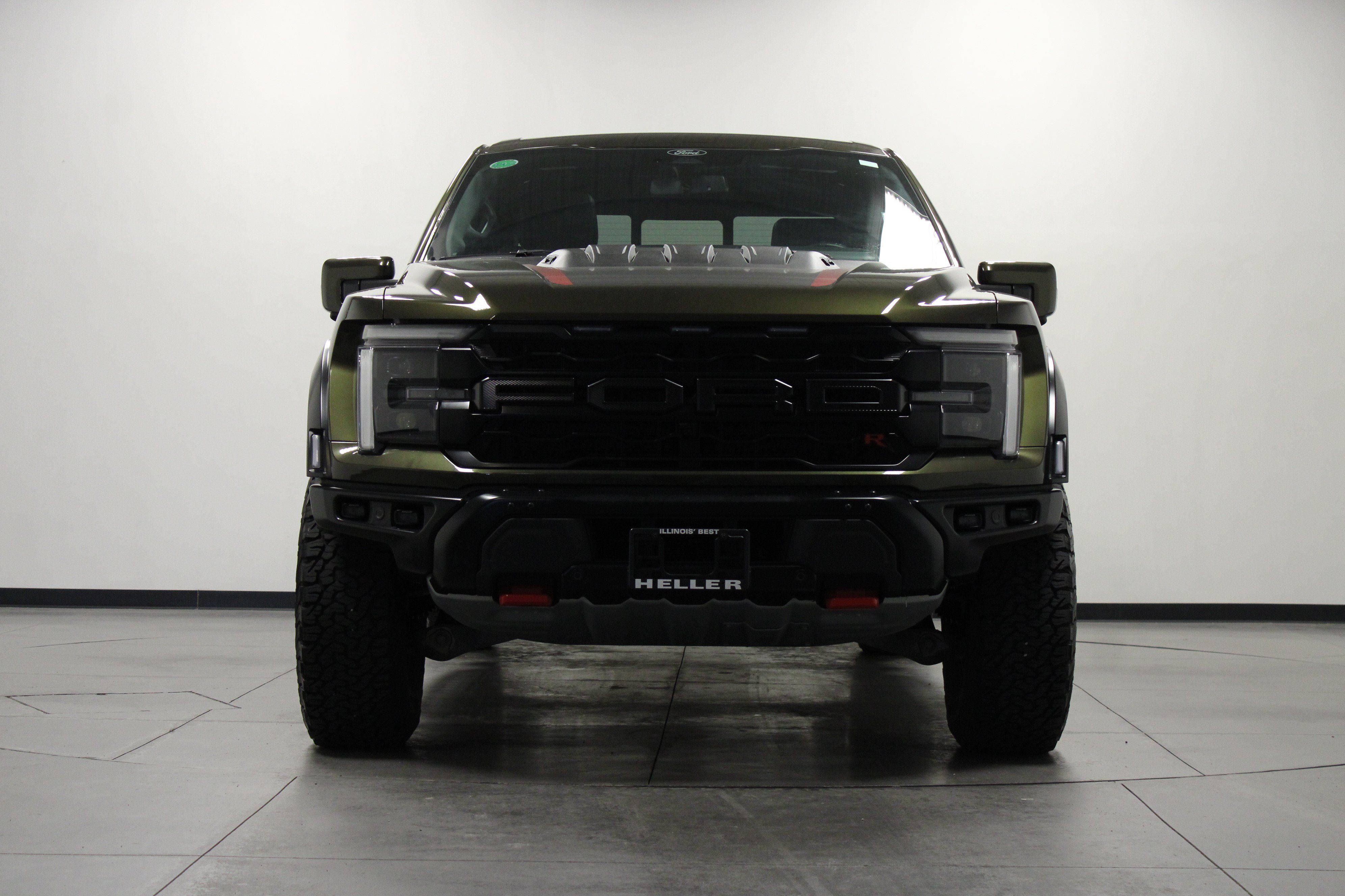 Used 2025 Ford F150 Raptor w/ Equipment Group 803A Raptor R AWD/4WD image 9