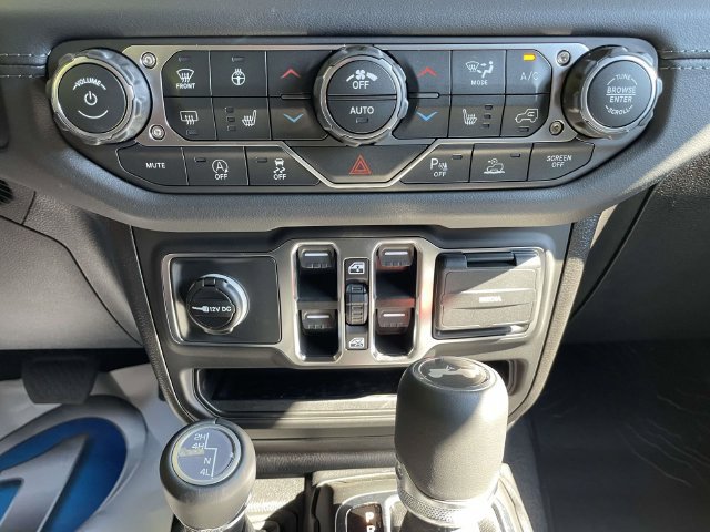 New 2027 Jeep Wrangler Unlimited Sahara AWD/4WD image 31