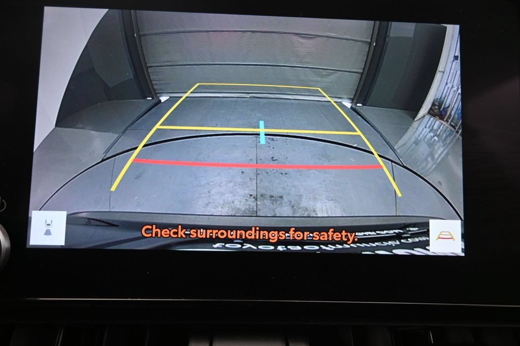 Used 2025 Toyota RAV4 XLE FWD image 25