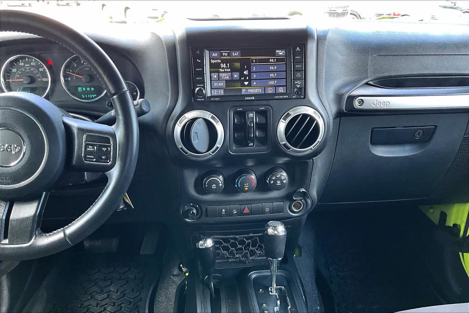 Used 2016 Jeep Wrangler Unlimited Sahara w/ Max Tow Package image 7