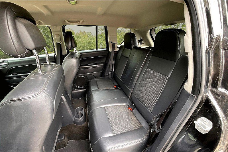 Used 2015 Jeep Compass Sport w/ Power Value Group AWD/4WD image 19
