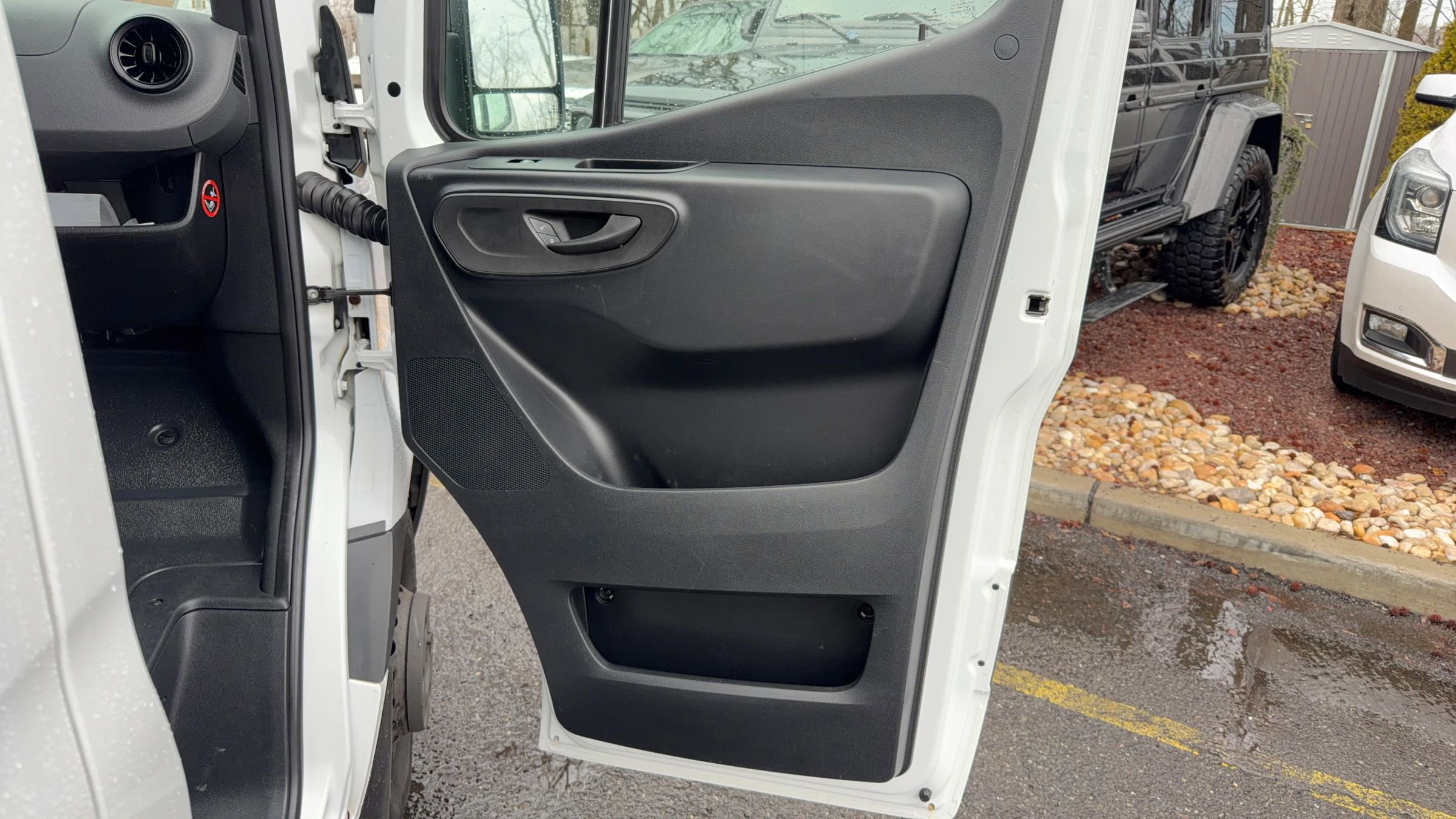 Used 2020 Mercedes-Benz Sprinter 3500 image 14