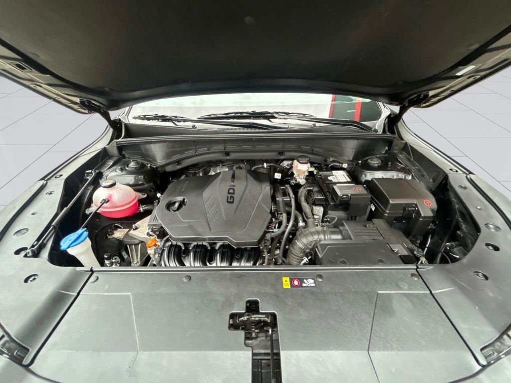 Used 2024 Kia Sorento S image 12