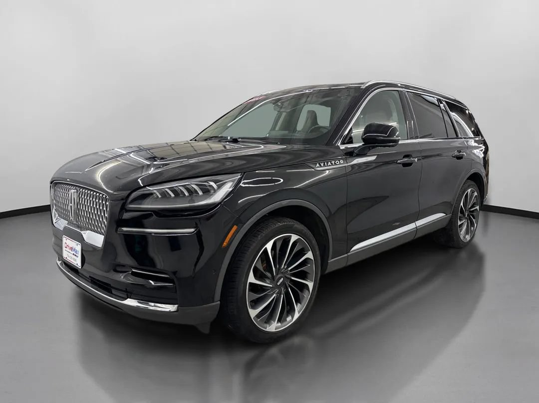 Used 2023 Lincoln Aviator Reserve w/ Equipment Group 201A AWD/4WD image 4
