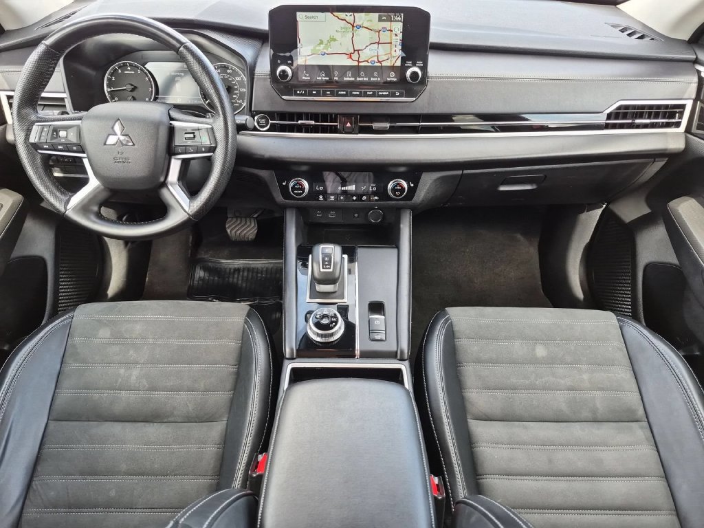 Used 2024 Mitsubishi Outlander SE FWD image 28