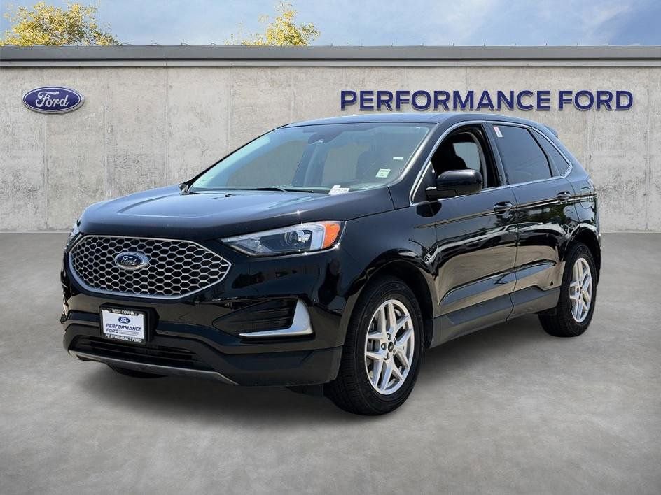 Used 2024 Ford Edge SEL AWD/4WD image 2