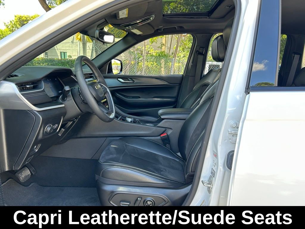 Certified 2024 Jeep Grand Cherokee Altitude image 18