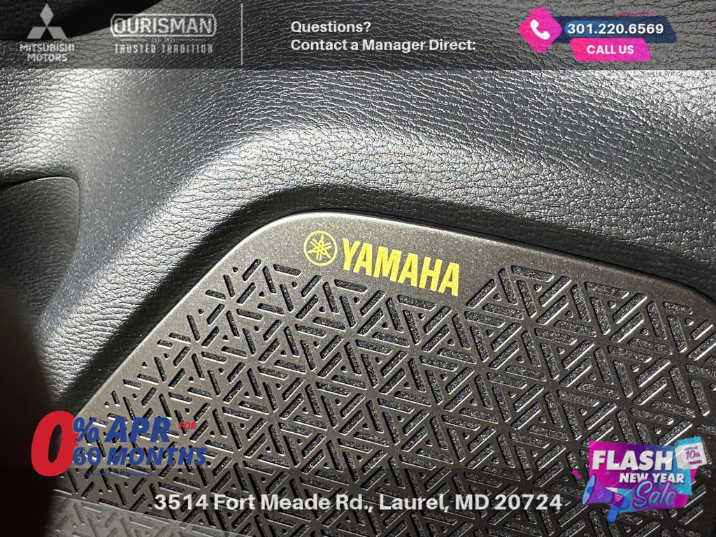 New 2025 Mitsubishi Outlander SE image 32