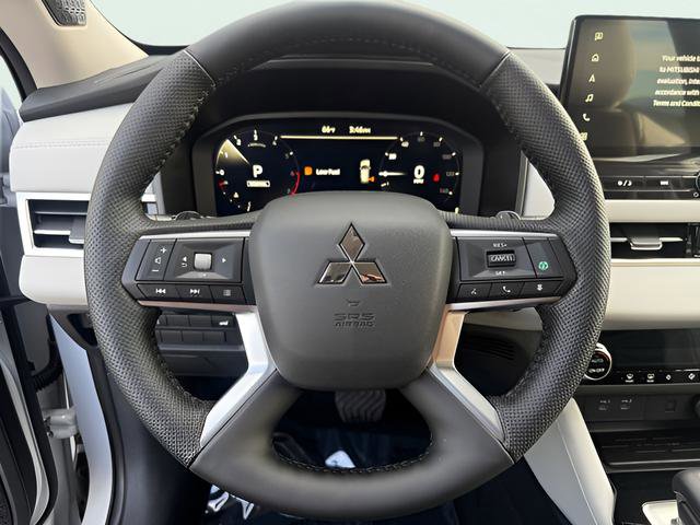 New 2026 Mitsubishi Outlander SE FWD image 17
