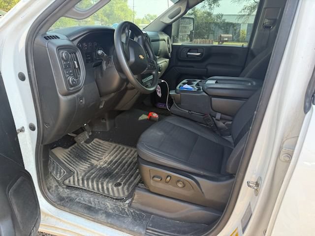 Used 2024 Chevrolet Silverado 2500 Custom w/ Custom Value Package AWD/4WD image 11