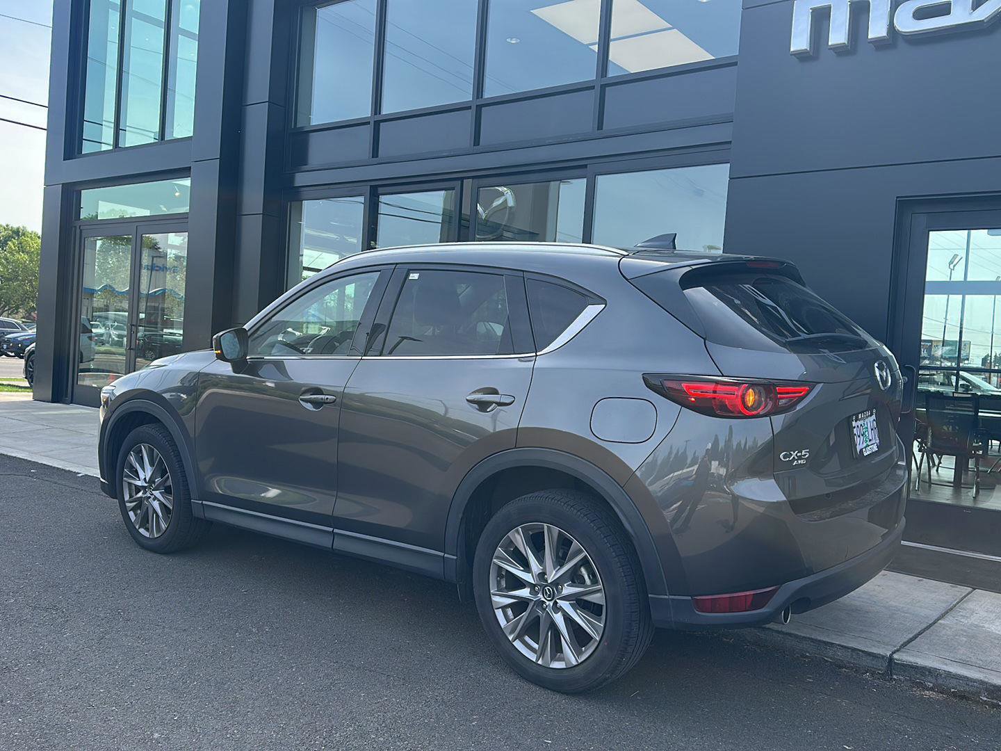 Used 2021 MAZDA CX-5 Grand Touring AWD/4WD image 3