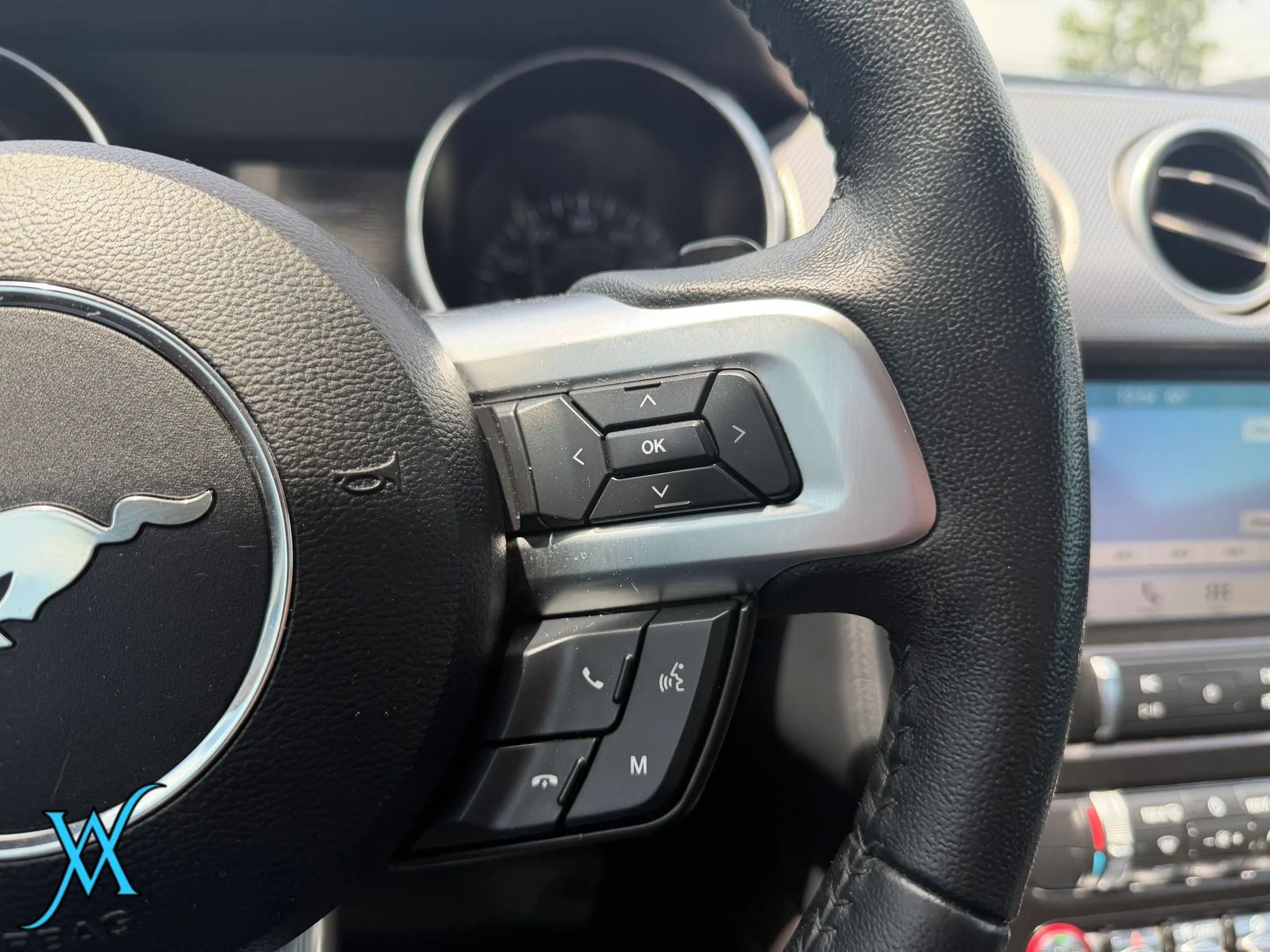 Used 2019 Ford Mustang Coupe w/ Equipment Group 101A RWD image 23