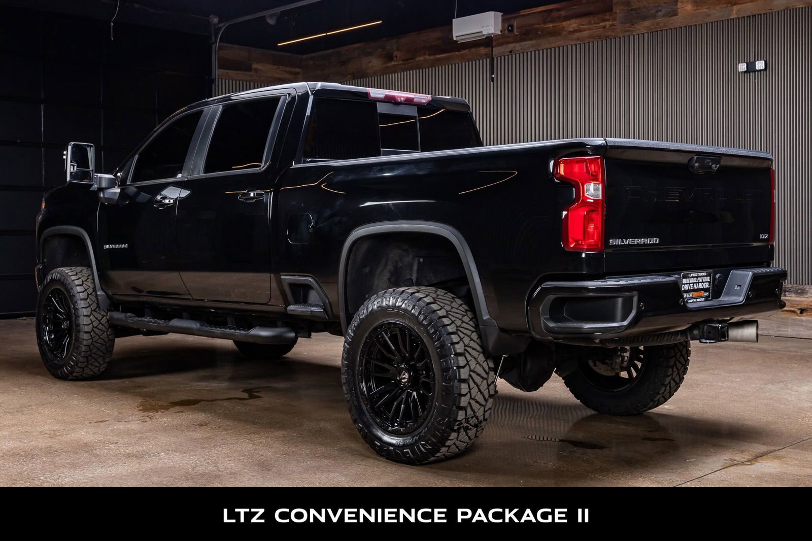Used 2021 Chevrolet Silverado 2500 LTZ w/ Carhartt Edition AWD/4WD image 7