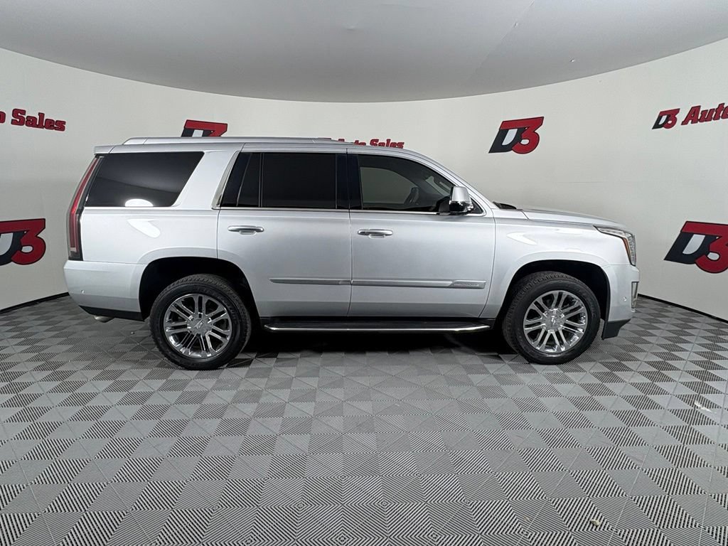 Used 2020 Cadillac Escalade 2WD image 7