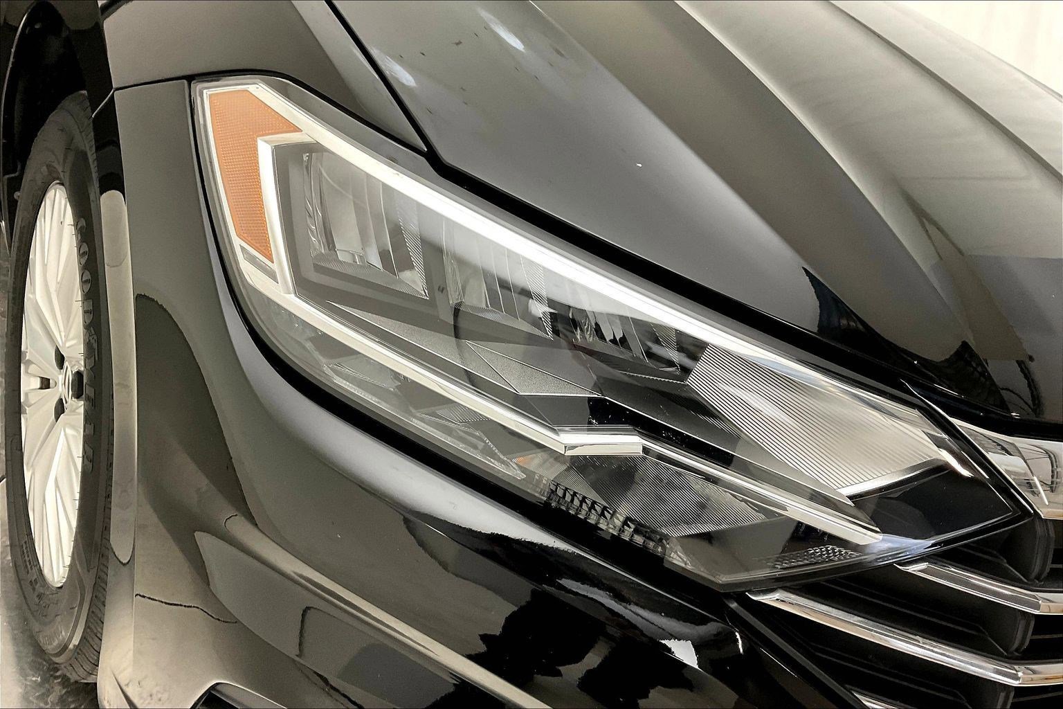 Used 2019 Volkswagen Jetta S w/ Driver Assistance Package FWD image 32