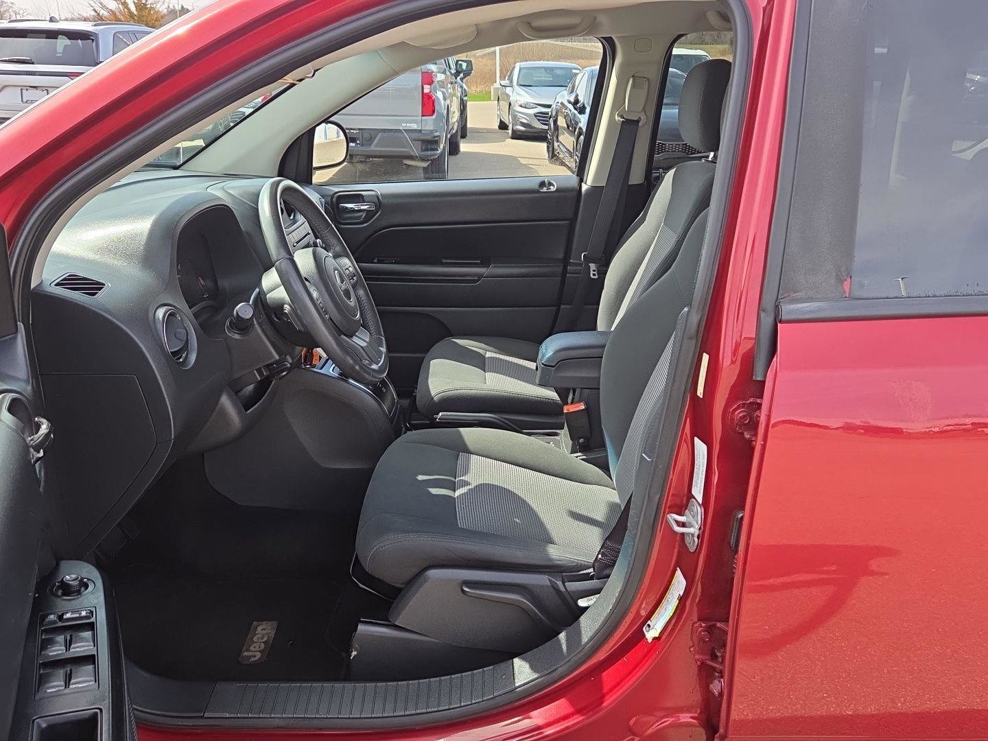 Used 2012 Jeep Compass Latitude image 17