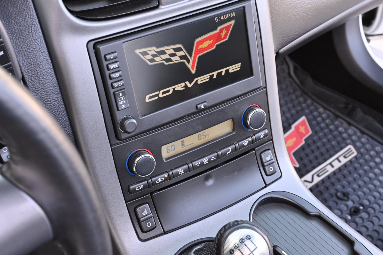Used 2006 Chevrolet Corvette Convertible w/ Preferred Equipment Group RWD image 24