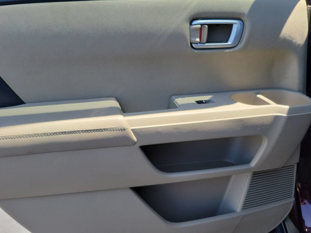 Used 2015 Honda Pilot LX image 16
