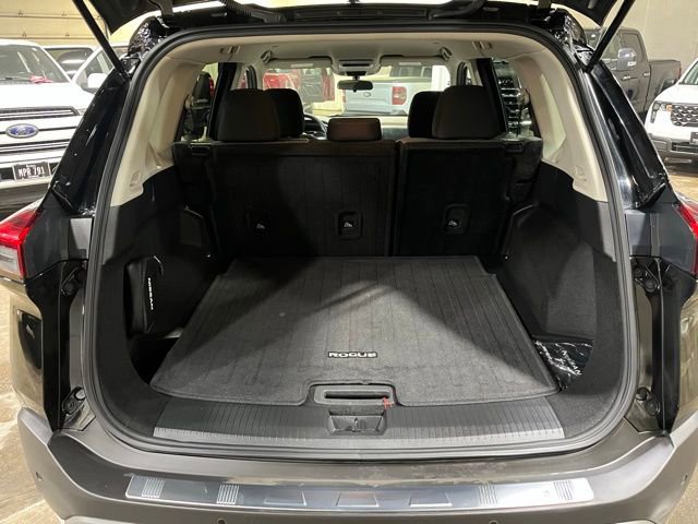 Used 2023 Nissan Rogue SV AWD/4WD image 11