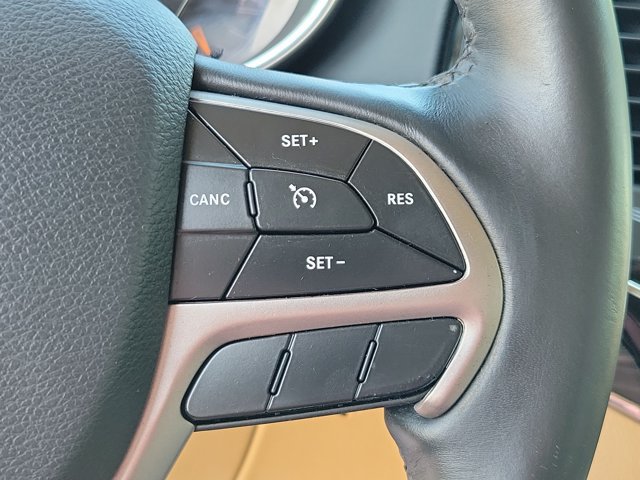 Used 2019 Jeep Grand Cherokee Limited AWD/4WD image 26