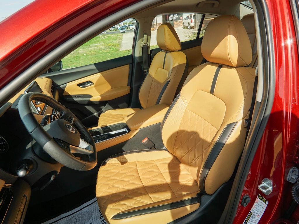 Used 2024 Nissan Sentra SV w/ SV Premium Package FWD image 19