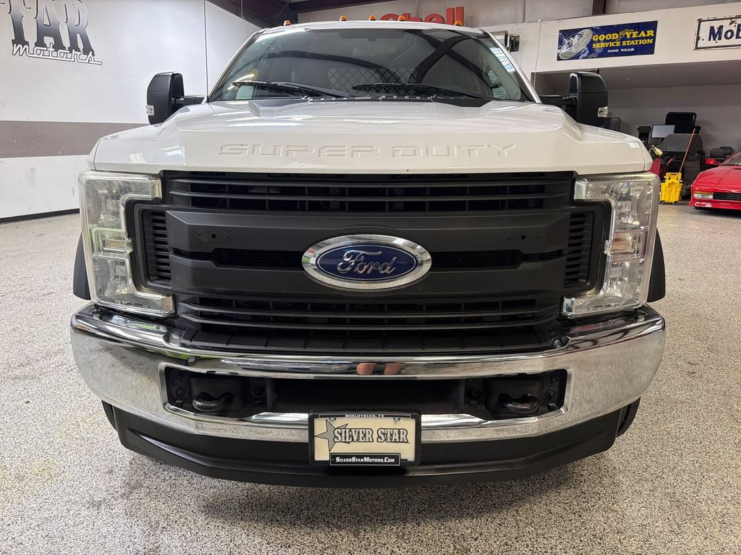 Used 2018 Ford F550 4x4 SuperCab Super Duty image 12